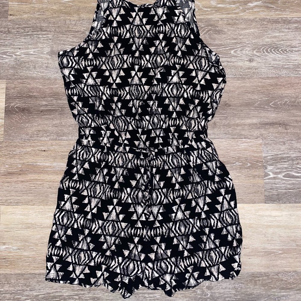 Romper - Picture 2 of 2